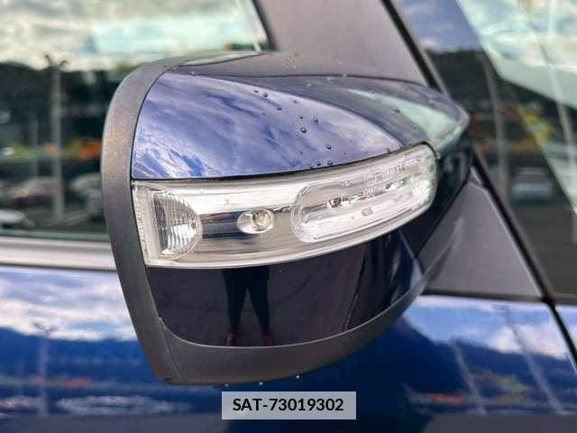 Mazda BIANTE 2013-11 7795709-15