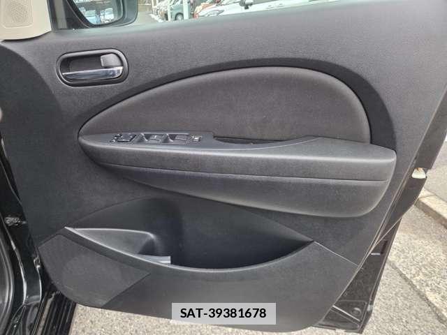 Mazda BIANTE 2017-03 7795823-8