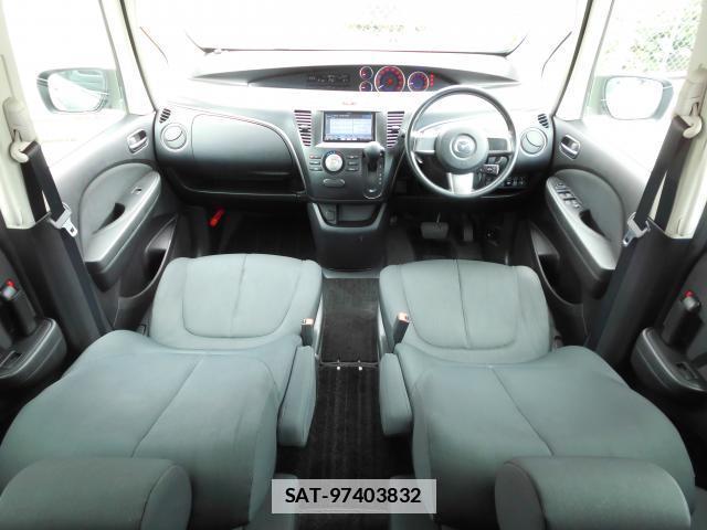 Mazda BIANTE 2013-05 7804382-2