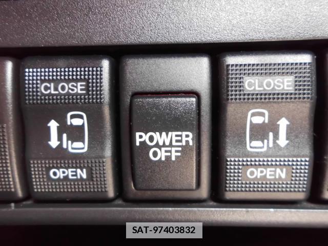 Mazda BIANTE 2013-05 7804382-5