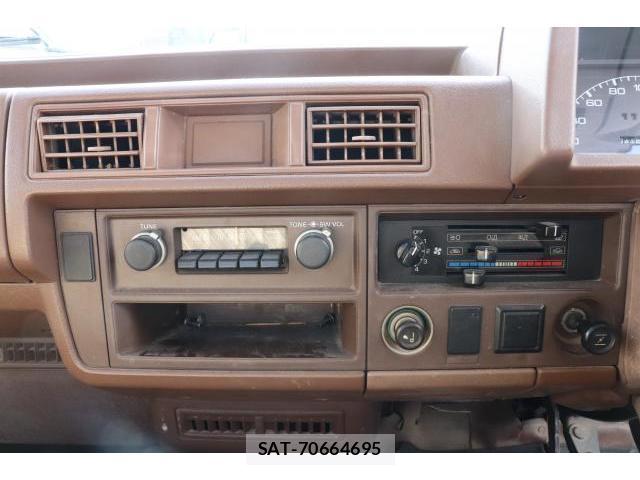 Mazda BONGO TRUCK 1984-03 7800874-7