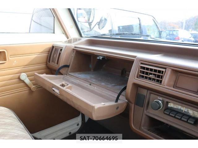 Mazda BONGO TRUCK 1984-03 7800874-8