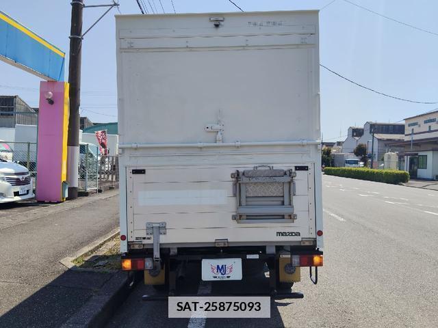 Mazda BONGO TRUCK 2018-10 7801620-15