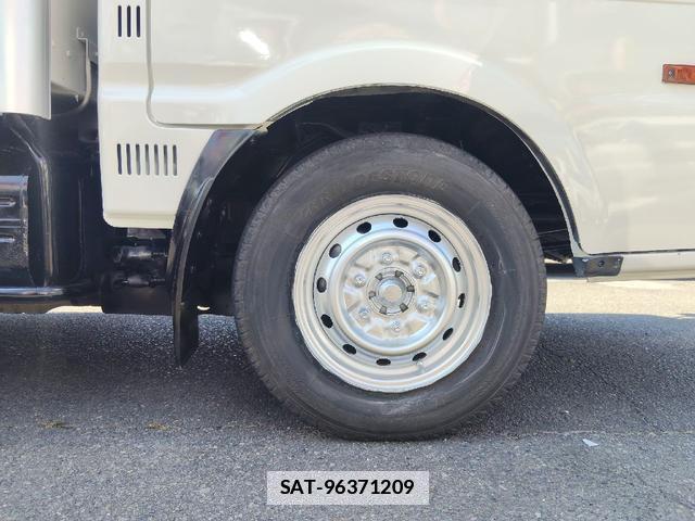 Mazda BONGO TRUCK 2019-05 7801622-19