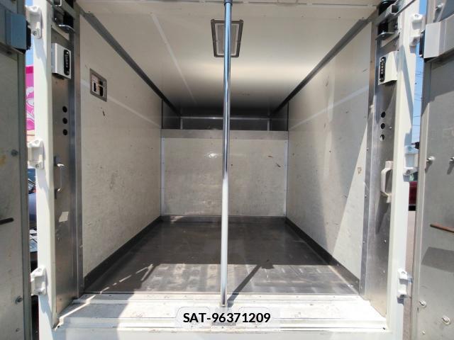 Mazda BONGO TRUCK 2019-05 7801622-7