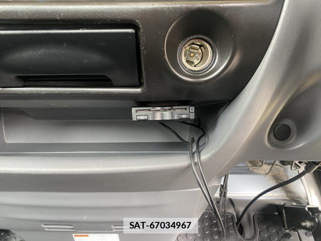 Mazda BONGO TRUCK 2015-02 7804334-9