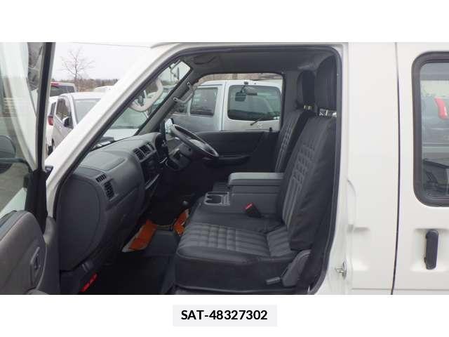 Mazda BONGO VAN 2017-11 7797480-14
