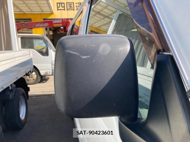 Mazda BONGO VAN 2015-05 7797578-11