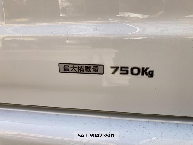 Mazda BONGO VAN 2015-05 7797578-13
