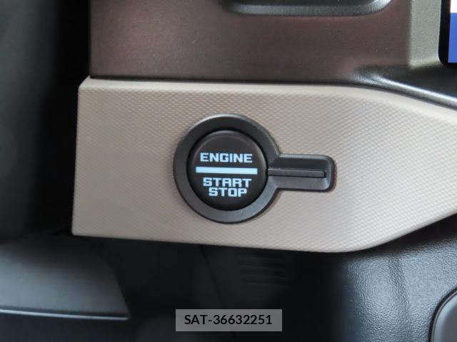 Ford BRONCO 2023-09 7802071-9