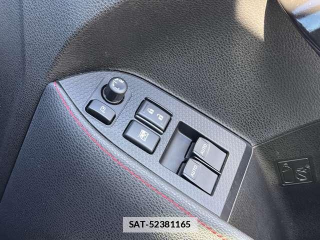 Subaru BRZ 2013-01 7793716-7