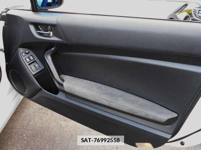 Subaru BRZ 2014-02 7795834-17