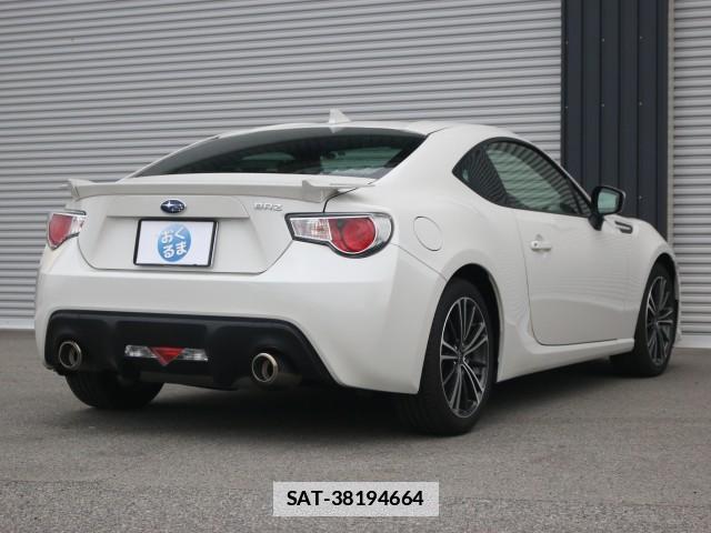 Subaru BRZ 2015-10 7796369-13