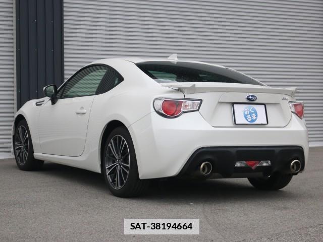 Subaru BRZ 2015-10 7796369-14