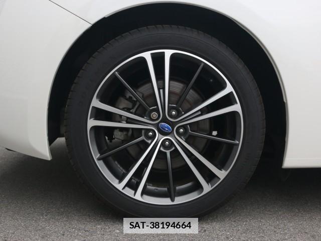 Subaru BRZ 2015-10 7796369-19