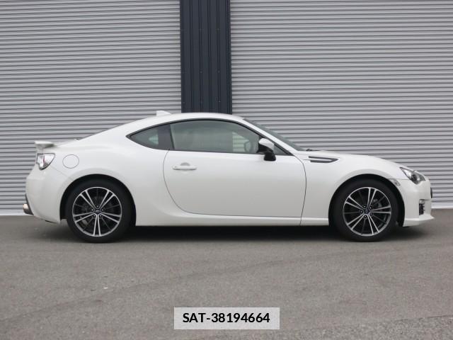 Subaru BRZ 2015-10 7796369-3