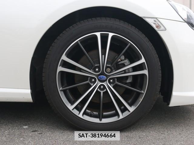 Subaru BRZ 2015-10 7796369-8