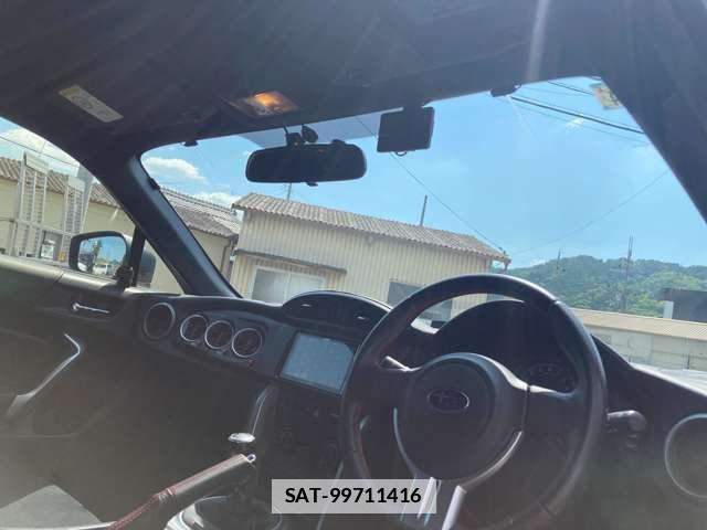 Subaru BRZ 2015-04 7800733-15