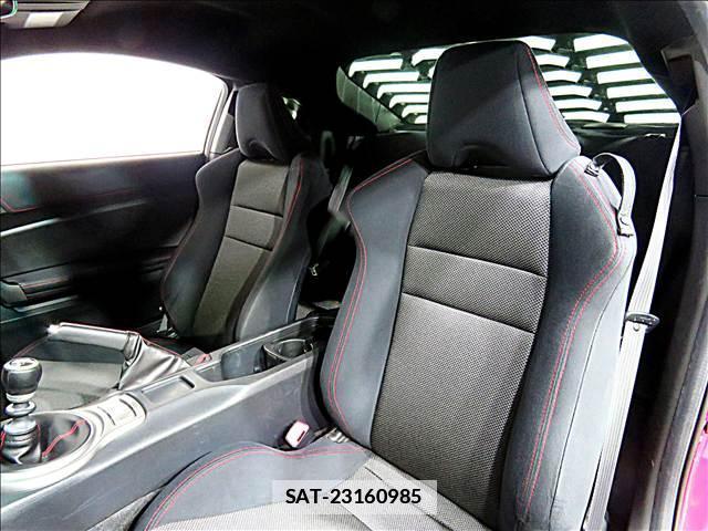 Subaru BRZ 2014-06 7802841-13