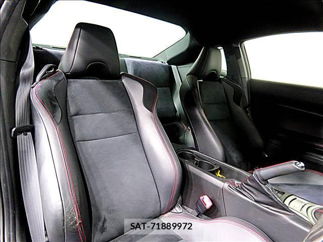 Subaru BRZ 2012-04 7802845-5