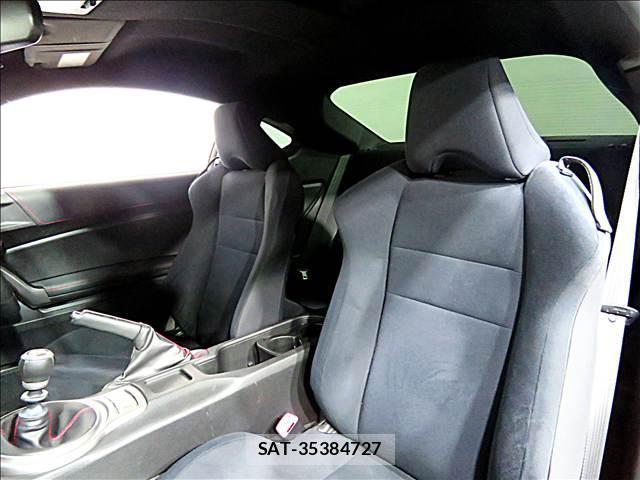 Subaru BRZ 2012-06 7802849-13