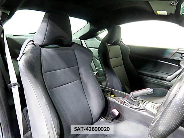 Subaru BRZ 2013-03 7802850-11
