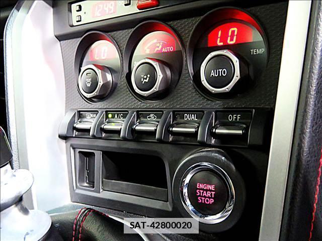 Subaru BRZ 2013-03 7802850-18
