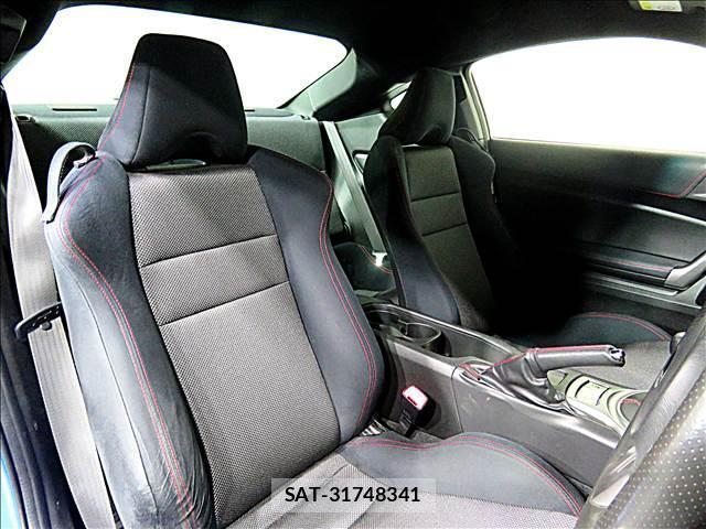 Subaru BRZ 2012-09 7802857-11