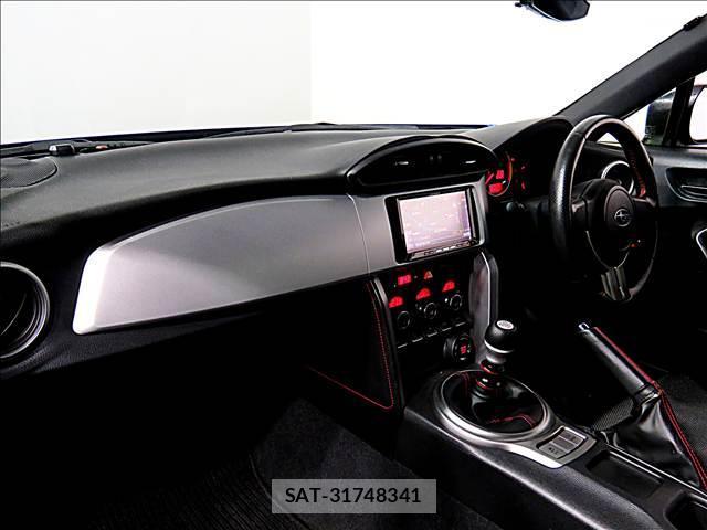 Subaru BRZ 2012-09 7802857-12