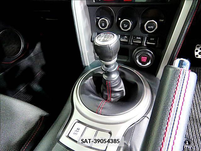 Subaru BRZ 2013-08 7802859-16