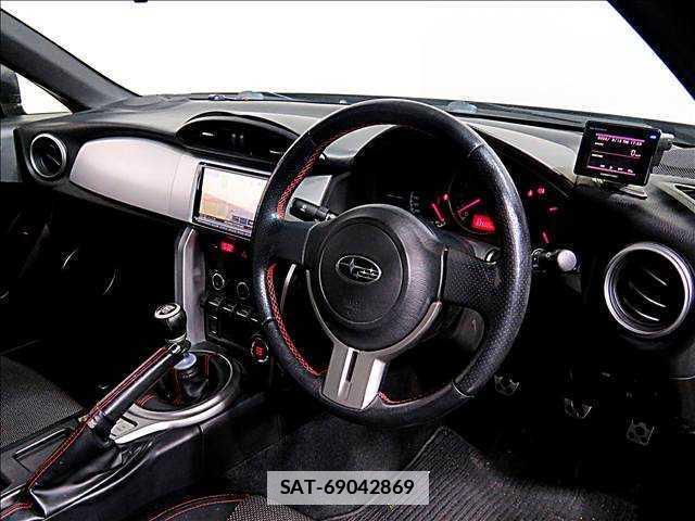 Subaru BRZ 2013-03 7802881-8