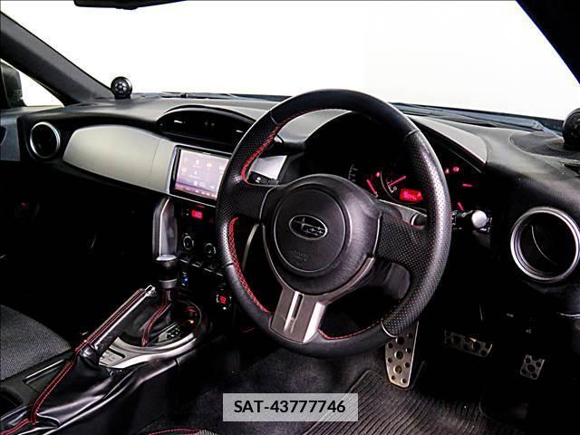 Subaru BRZ 2013-01 7802886-10
