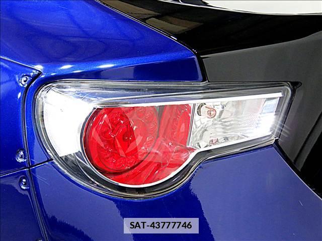 Subaru BRZ 2013-01 7802886-9