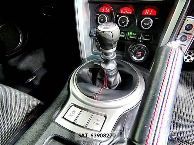 Subaru BRZ 2012-09 7802901-17