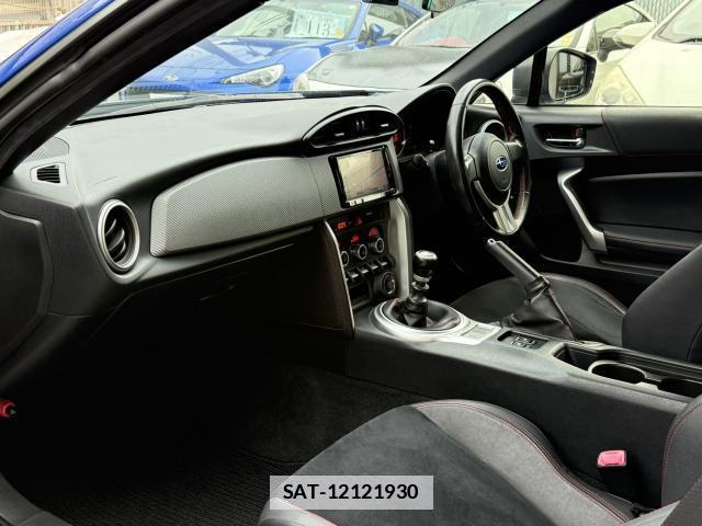 Subaru BRZ 2015-06 7803222-11
