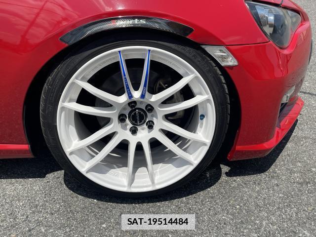 Subaru BRZ 2013-02 7803694-8