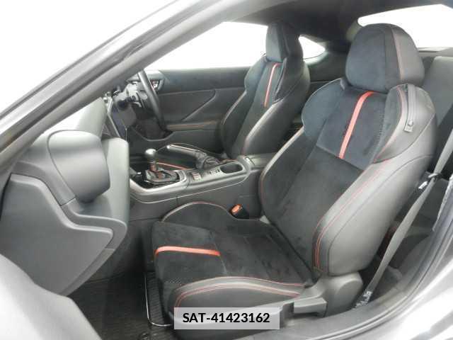 Subaru BRZ 2021-12 7810772-16