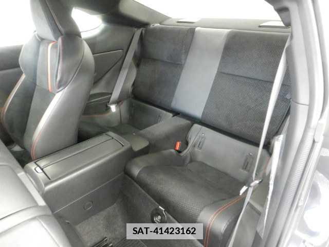 Subaru BRZ 2021-12 7810772-17