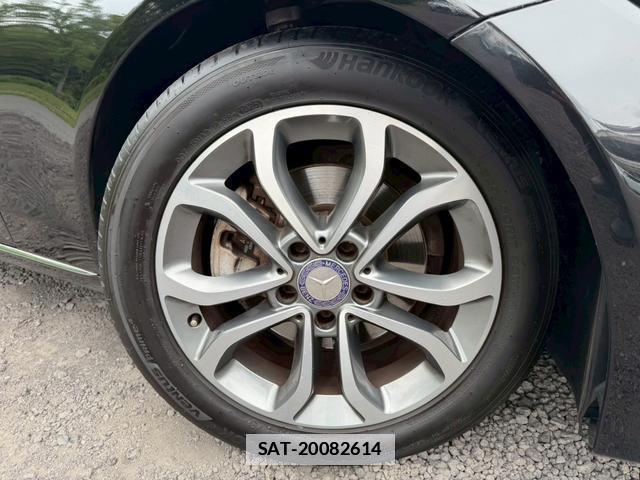 Mercedes Benz C-CLASS 2016-06 7805948-15