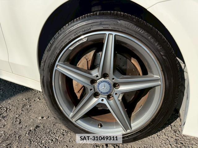 Mercedes Benz C-CLASS 2015-07 7805949-16