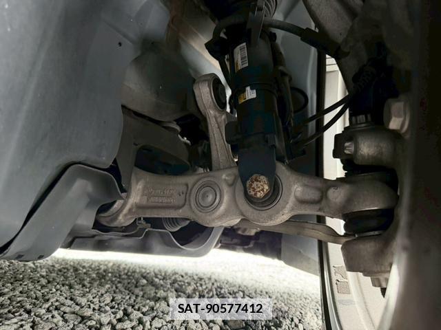 Mercedes Benz C-CLASS 2015-06 7805958-17