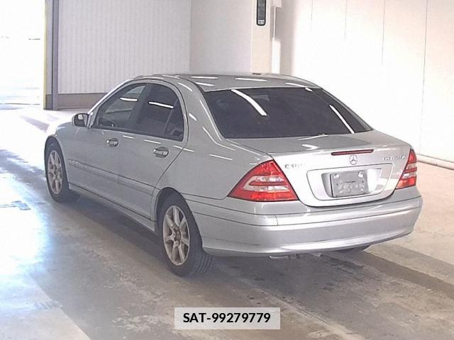 Mercedes Benz C-CLASS 2006-01 7810359-4