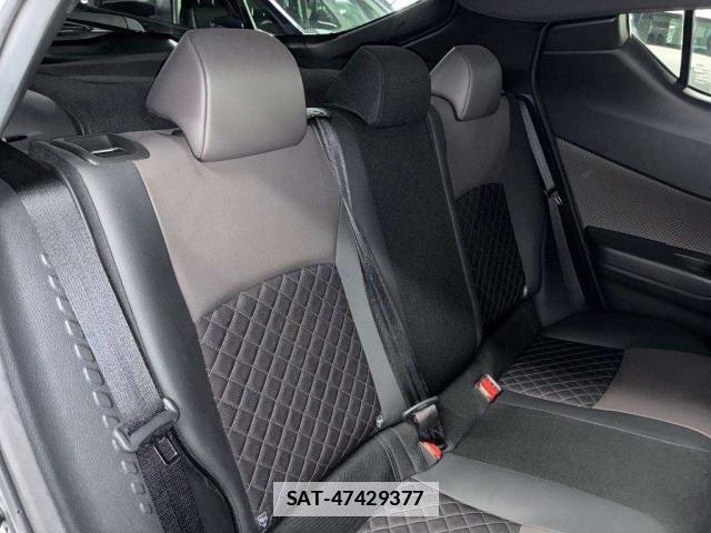 Toyota C-HR 2023-02 7793996-4