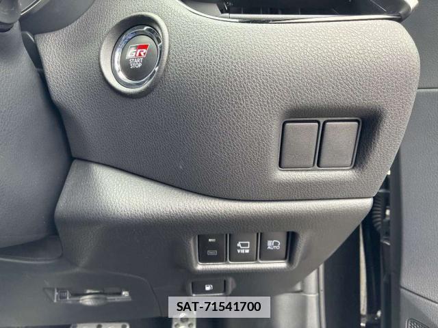 Toyota C-HR 2022-07 7794118-5