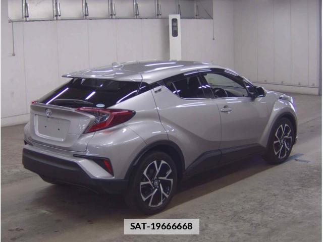 Toyota C-HR 2019-03 7794144-4