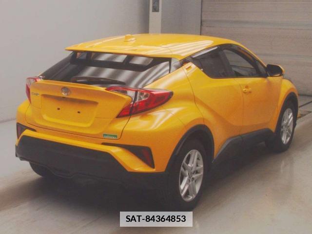 Toyota C-HR 2023-05 7794180-1