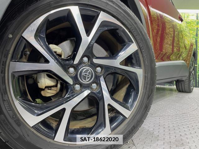 Toyota C-HR 2019-10 7796938-12