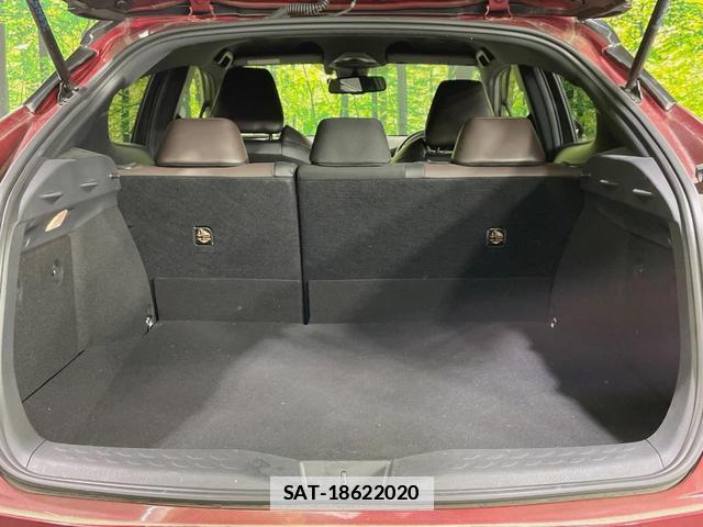 Toyota C-HR 2019-10 7796938-9