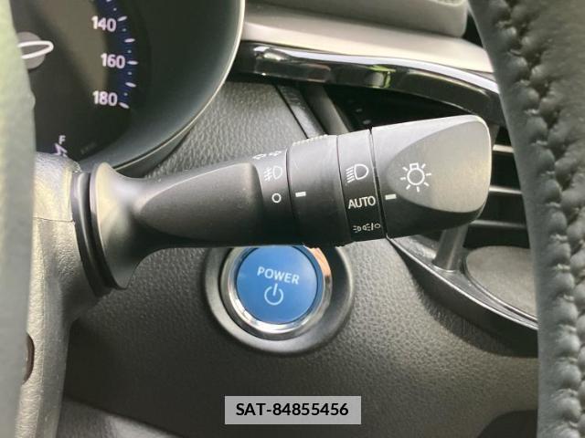 Toyota C-HR 2021-03 7797981-14