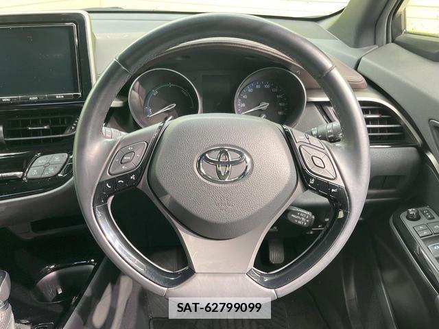 Toyota C-HR 2017-09 7799452-10
